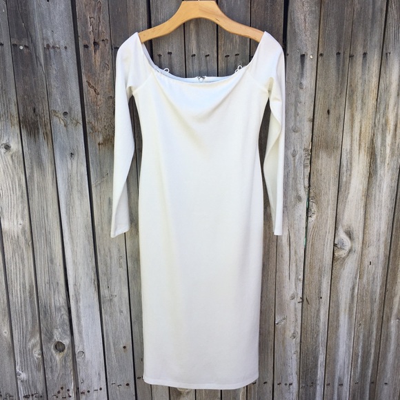 NWT Alice + Olivia Dorinda Off Shoulder Long Sleeve Knit Midi Dress White 6 - Picture 7 of 16
